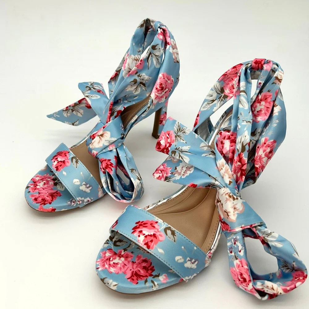 Womens Ankle Wrap Sandals Kelly & Katie Nylani Size 9.5‎ Blue Satin Floral Print